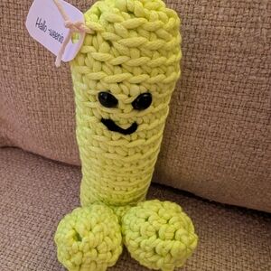 Handmade Crochet Smiling Plush Hallow-wenis